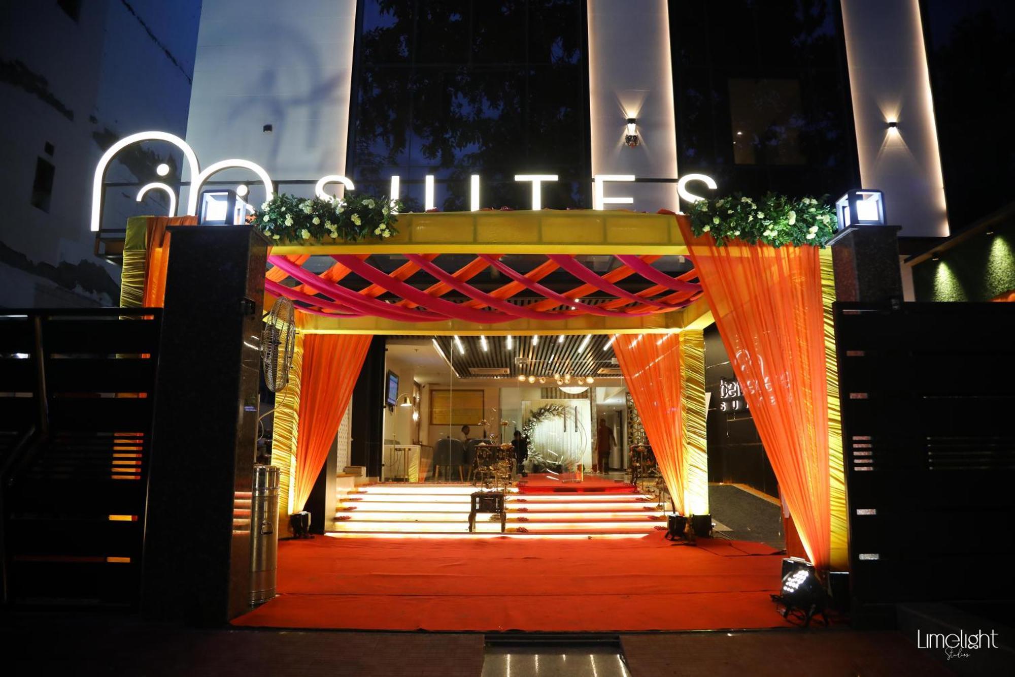 Belvedere Suites Greater Noida Eksteriør billede