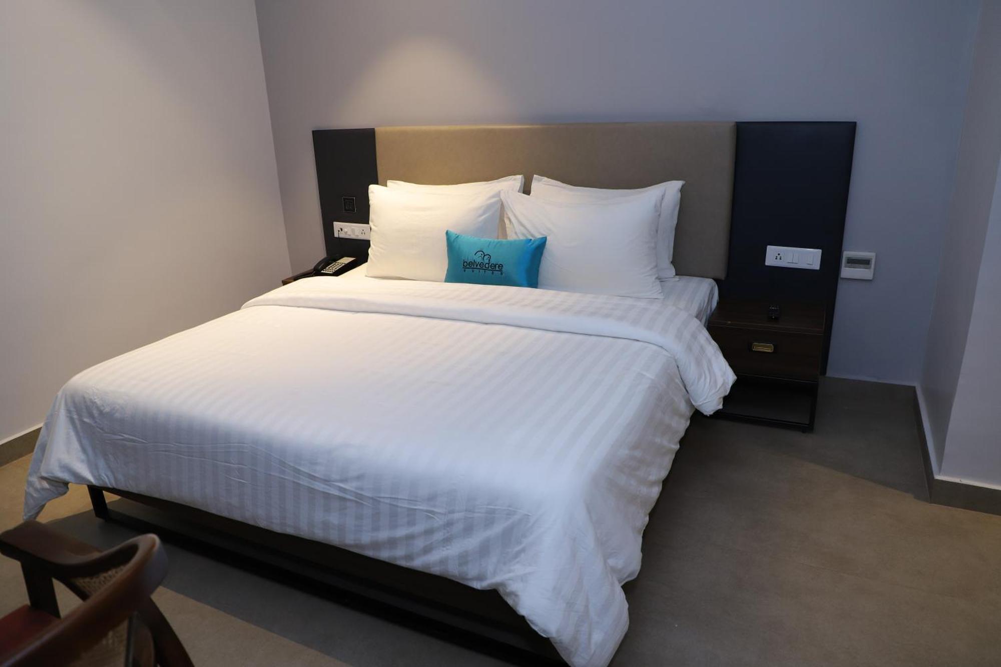 Belvedere Suites Greater Noida Eksteriør billede